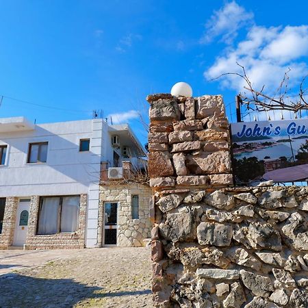 קסאמיל John'S Guesthouse מראה חיצוני תמונה
