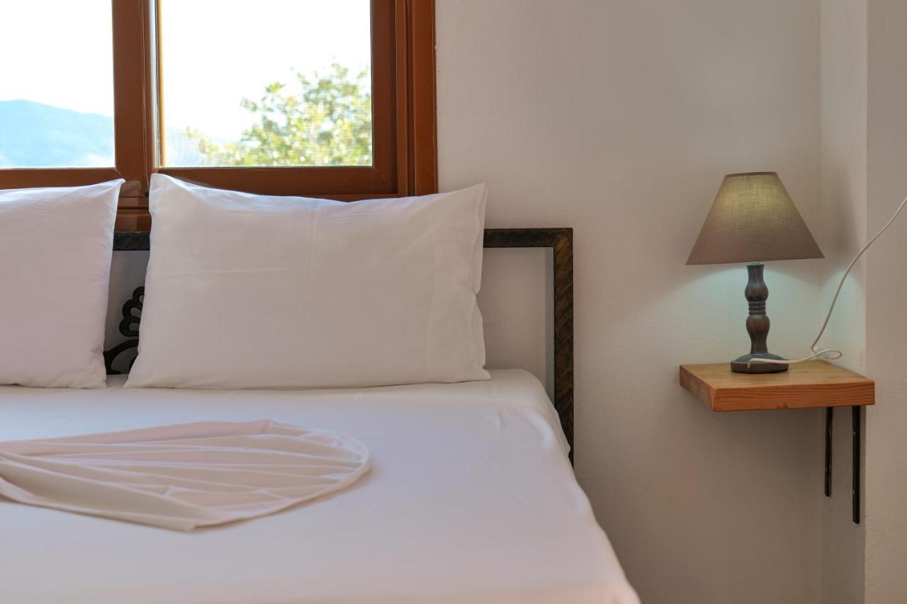 קסאמיל John'S Guesthouse מראה חיצוני תמונה