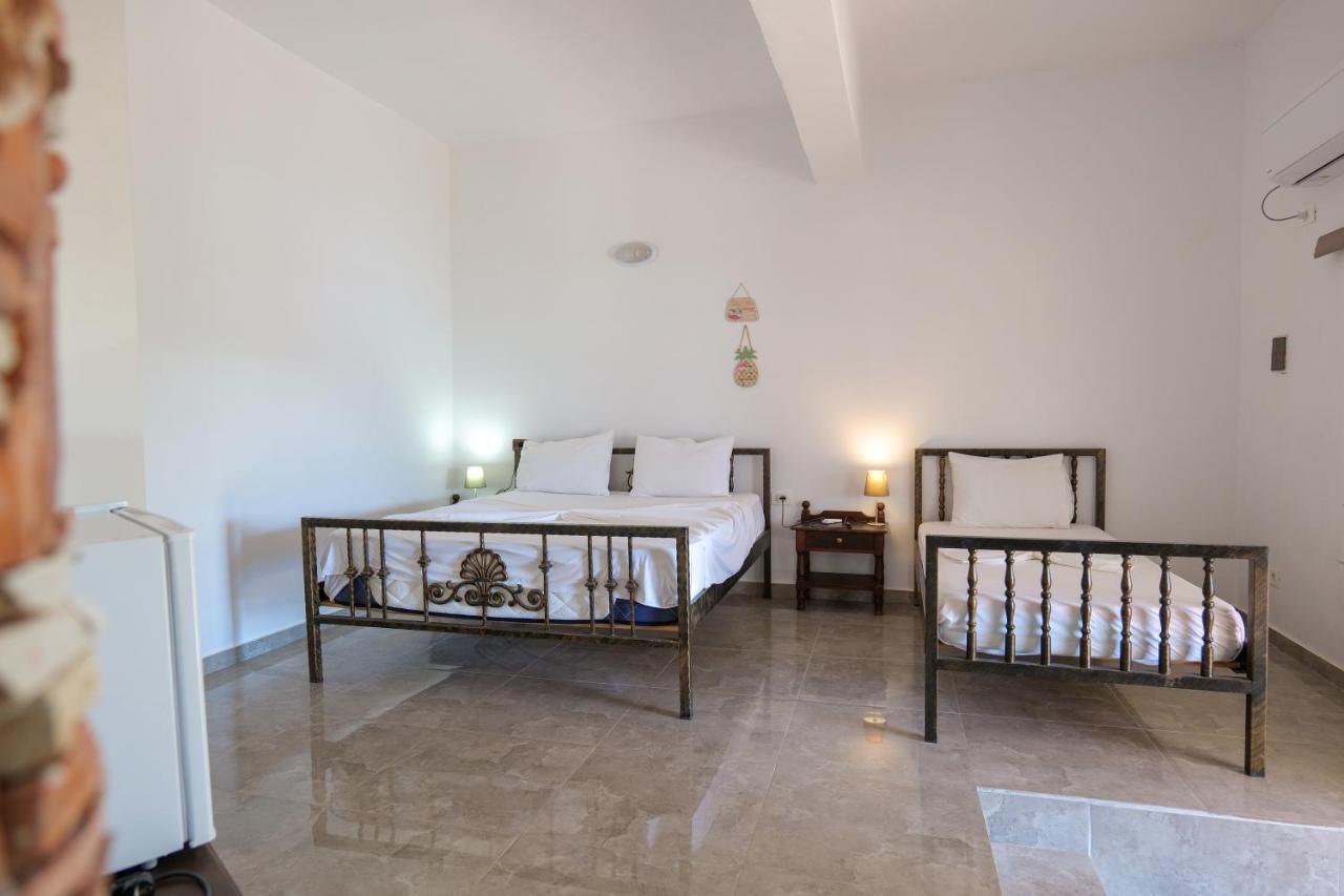 קסאמיל John'S Guesthouse מראה חיצוני תמונה