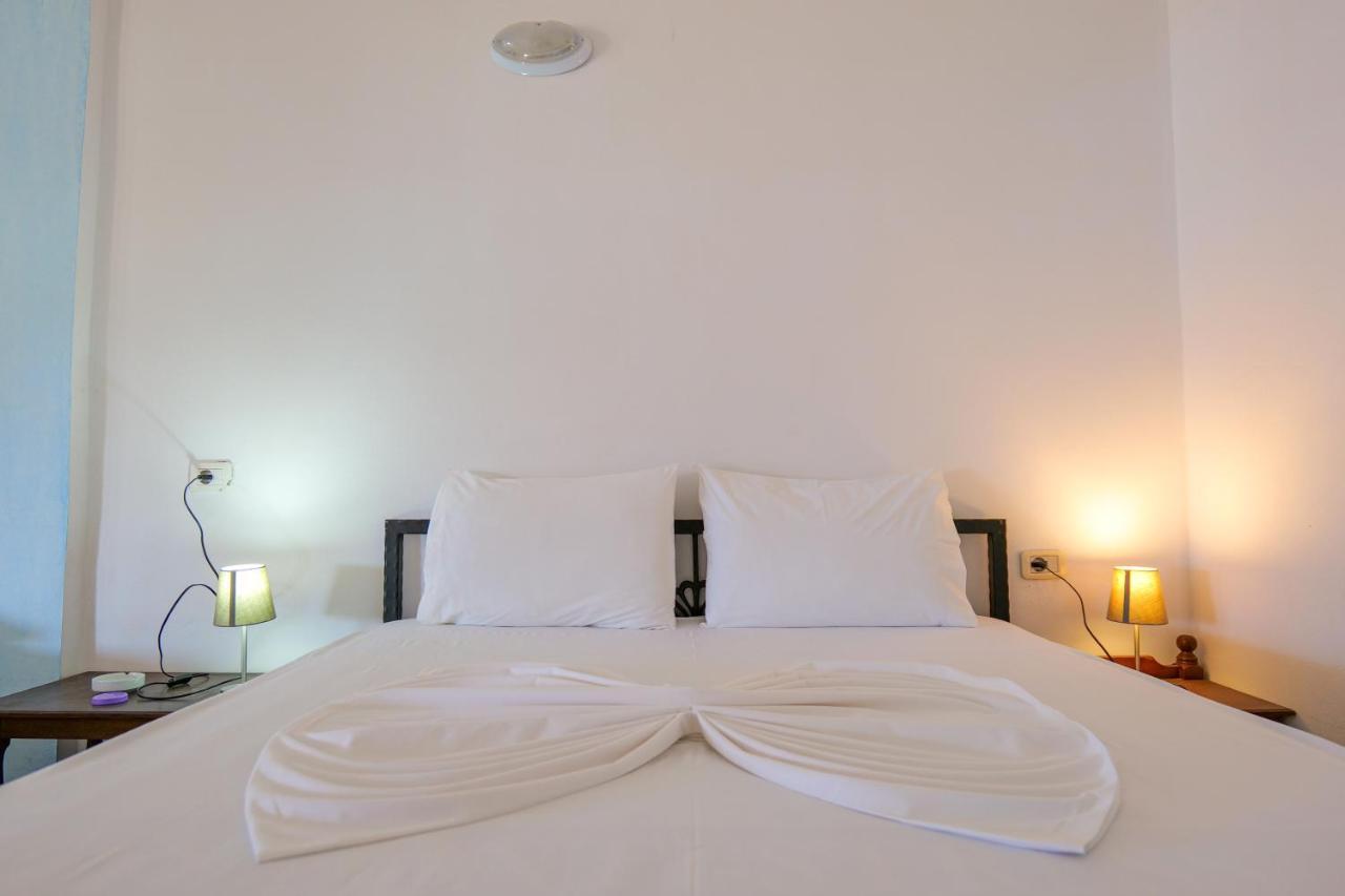 קסאמיל John'S Guesthouse מראה חיצוני תמונה
