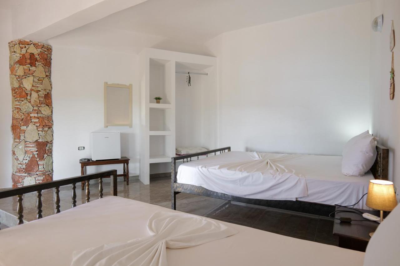 קסאמיל John'S Guesthouse מראה חיצוני תמונה