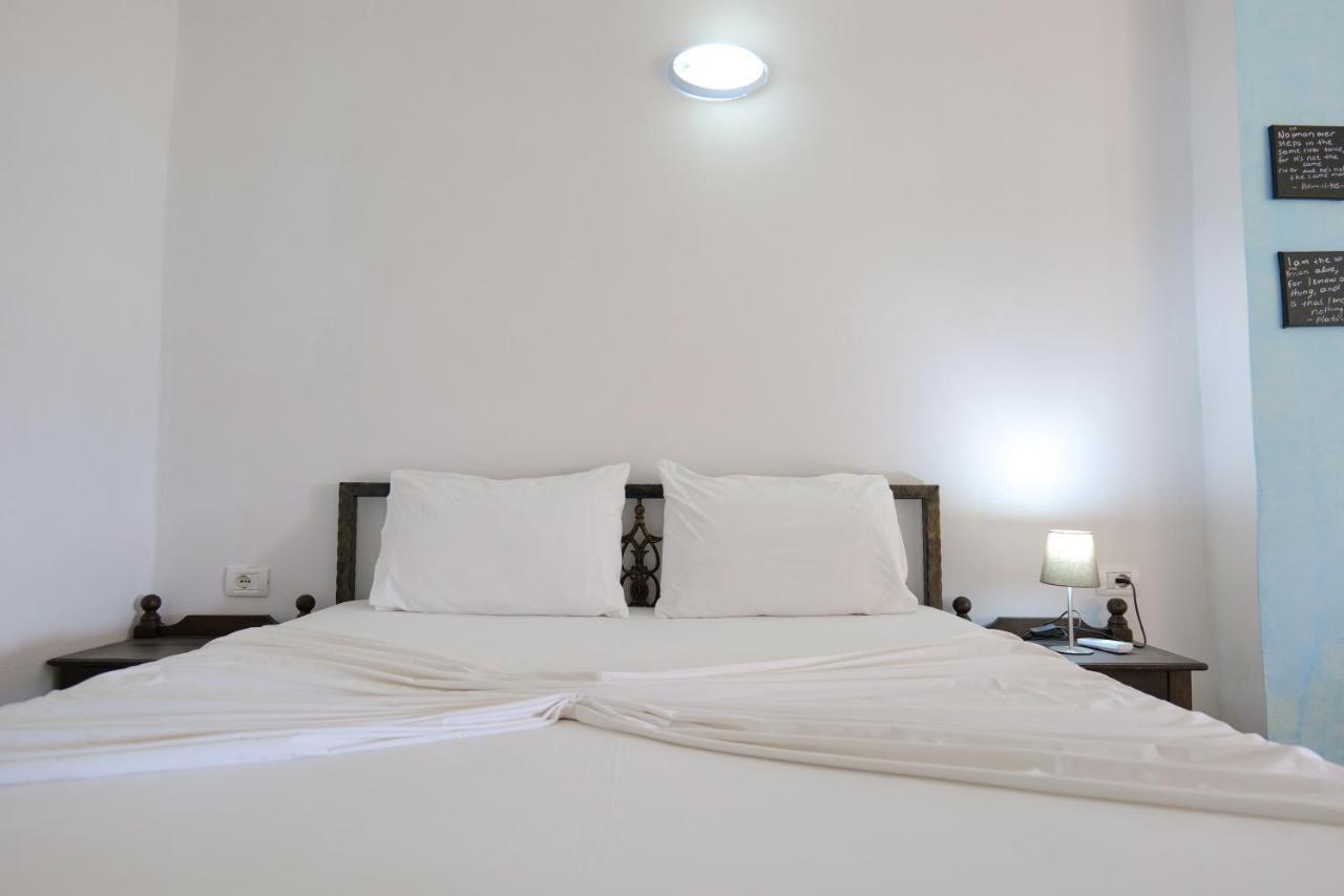 קסאמיל John'S Guesthouse מראה חיצוני תמונה